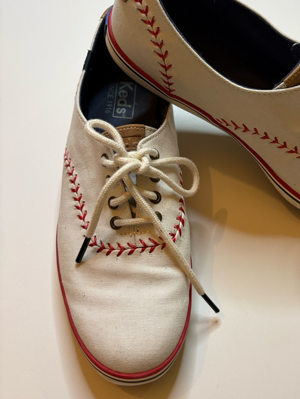 KEDS Champion Pennant Leather WHITE BASEBALL SZ 7.5